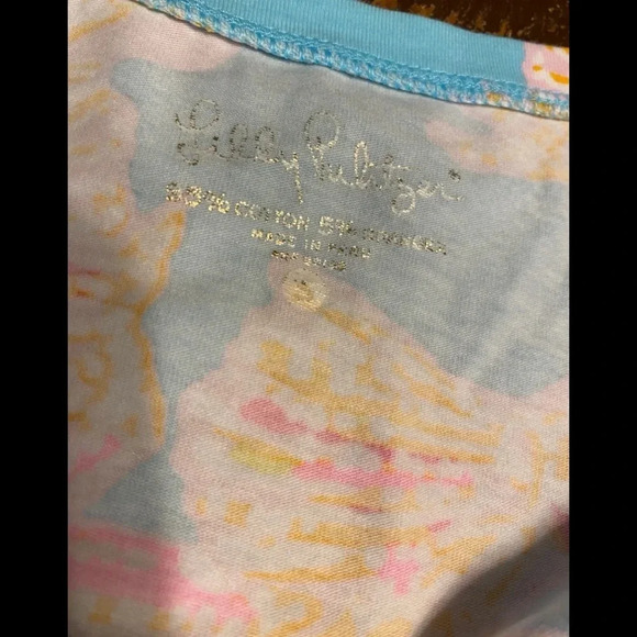 Lilly Pulitzer Short Sleeve T-Shirt - Picture 6 of 8